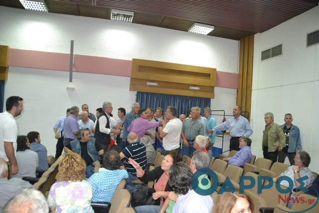 Με εντάσεις και διαμαρτυρίες η ομιλία Κατρούγκαλου στην Καλαμάτα (βίντεο & φωτογραφίες)