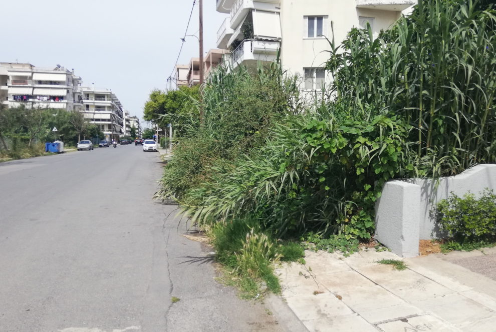 Χάθηκε το πεζοδρόμιο