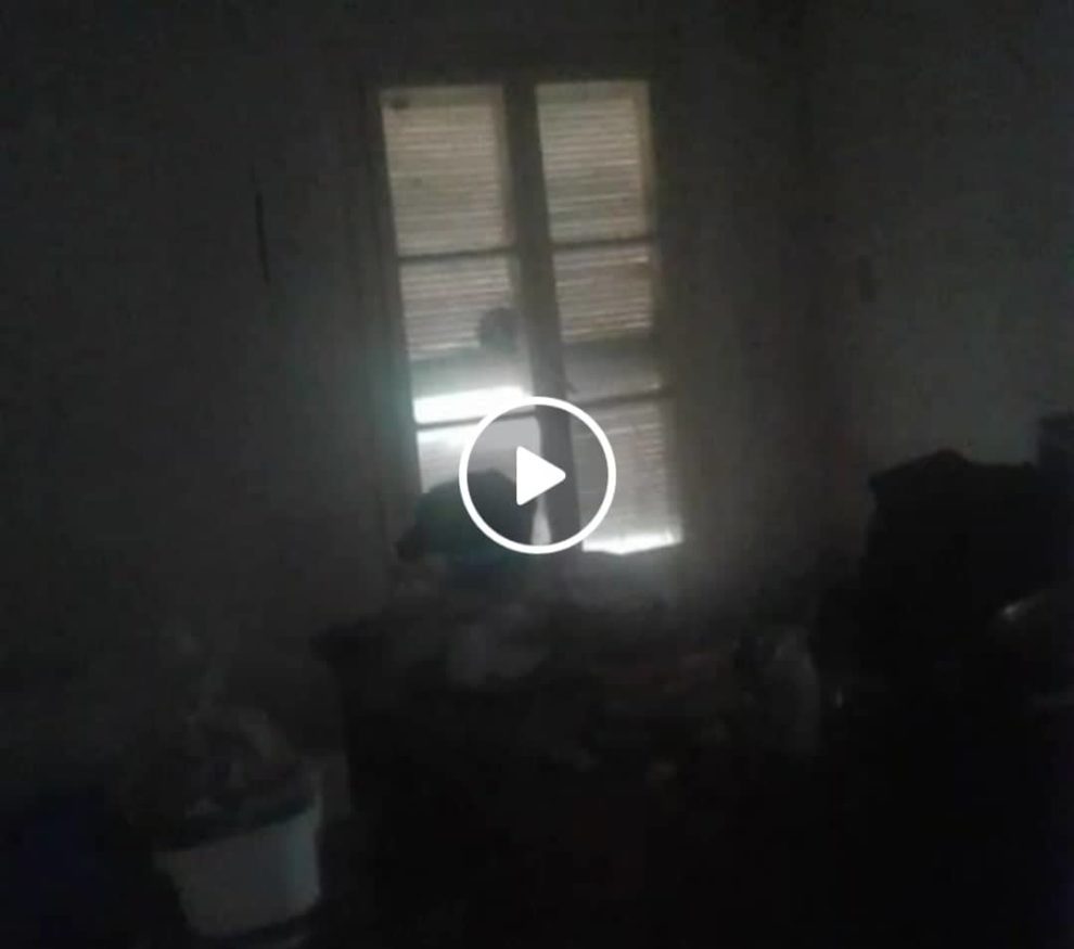 Συμπλοκή με διαρρήκτη σε οικία στην Καλαμάτα (βίντεο)