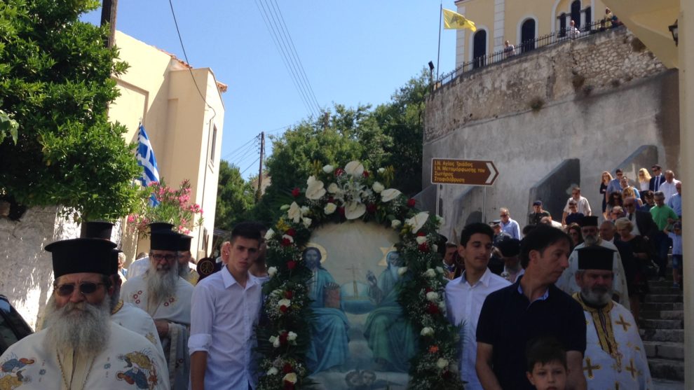 Η Κυπαρισσία γιορτάζει και τιμά την Πεντηκοστή και το Άγιο Πνεύμα