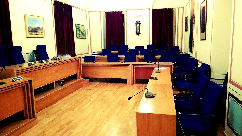 Θεαματικές ανατροπές από Θουρία και Αρφαρά στο νέο Δημοτικό Συμβούλιο Καλαμάτας