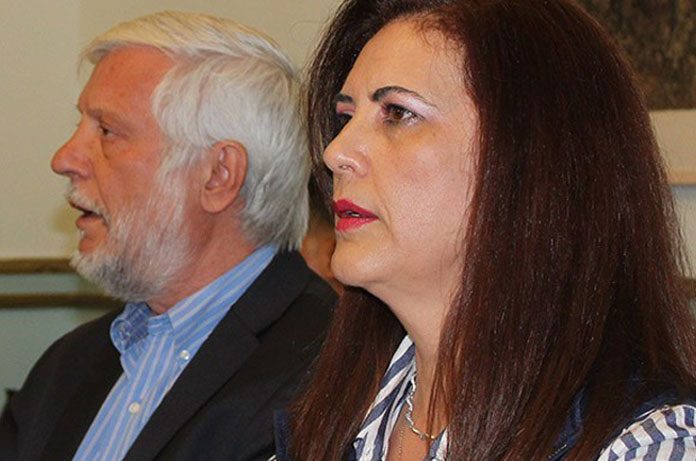 Ντίνα Νικολάκου: Αφήστε τον «κλεφτοπόλεμο» & τη θεωρία της «καμένης γης» και μιλήστε καθαρά, κε Νίκα