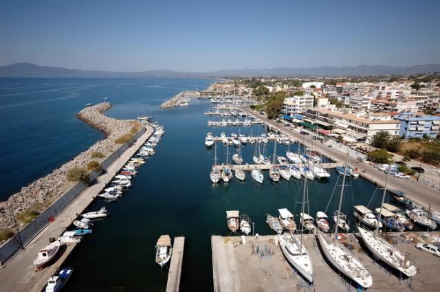 Καμία σχέση με την τουρκική Dogus η μαρίνα Καλαμάτας