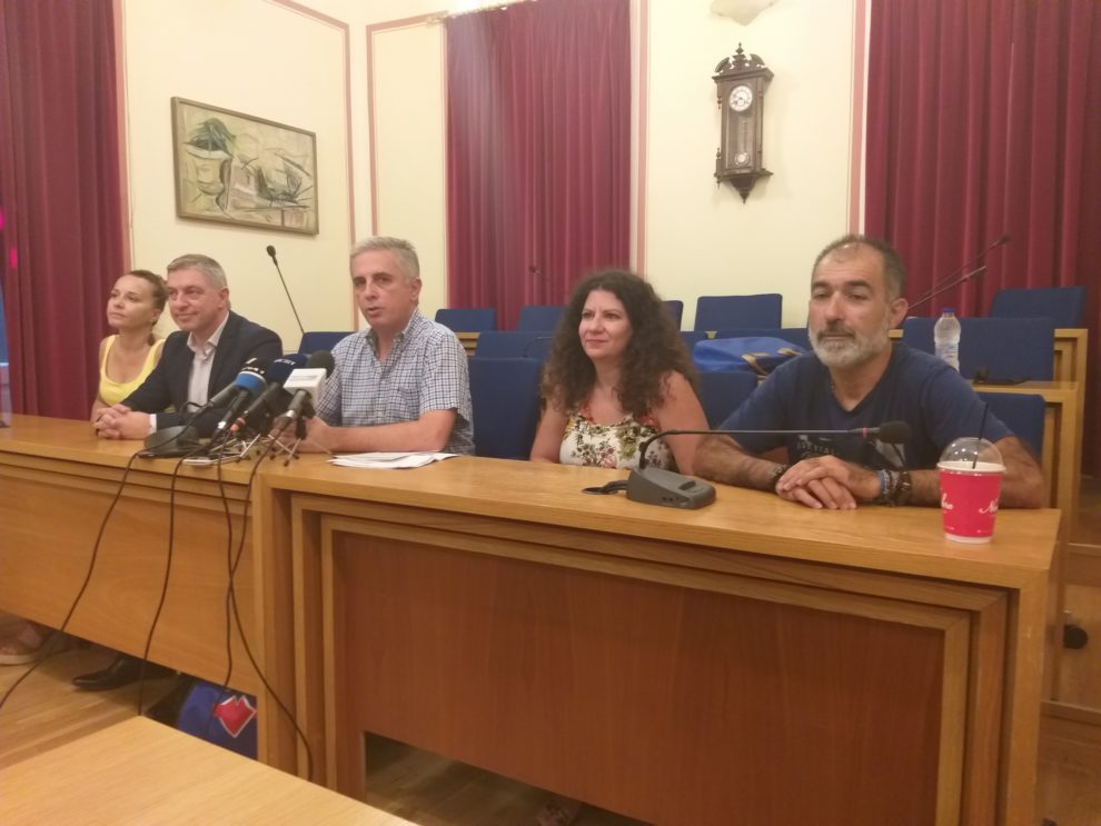 Παρατάξεις «γλάστρες» και τερατώδεις πλειοψηφίες