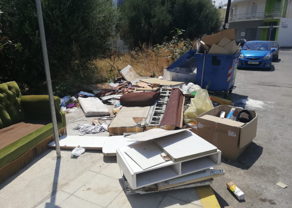 Σκουπίδι και πάλι σκουπίδι
