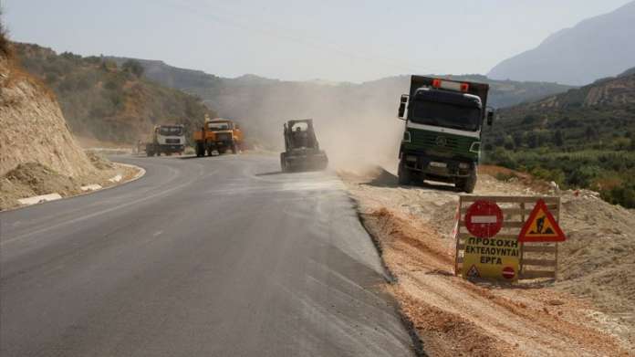 Συμβάσεις για νέα έργα στη Μεσσηνία υπέγραψε ο Πέτρος Τατούλης