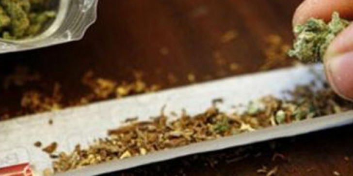 Συλλήψεις για μικροποσότητα χασίς