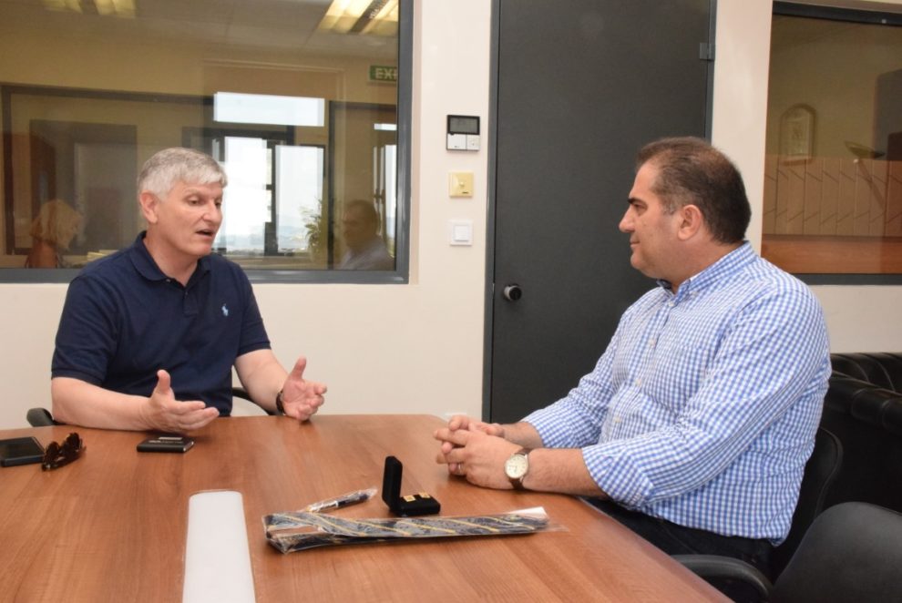 Ο δήμαρχος του West Torrens  Αυστραλίας στο Δημαρχείο Καλαμάτας