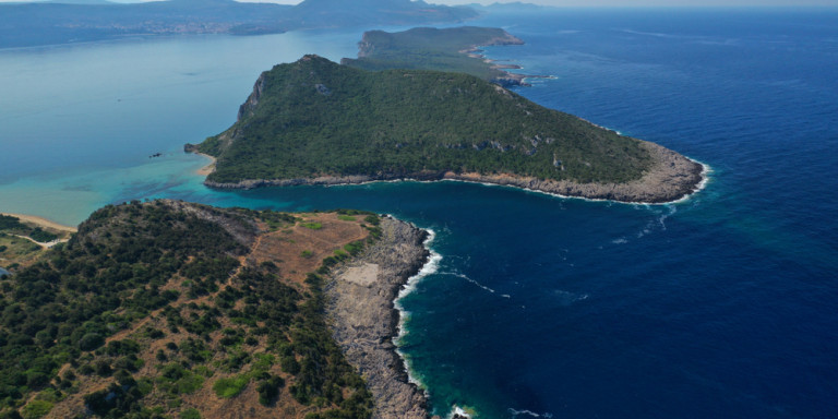 Σφακτηρία: Το άγνωστο ελληνικό νησί