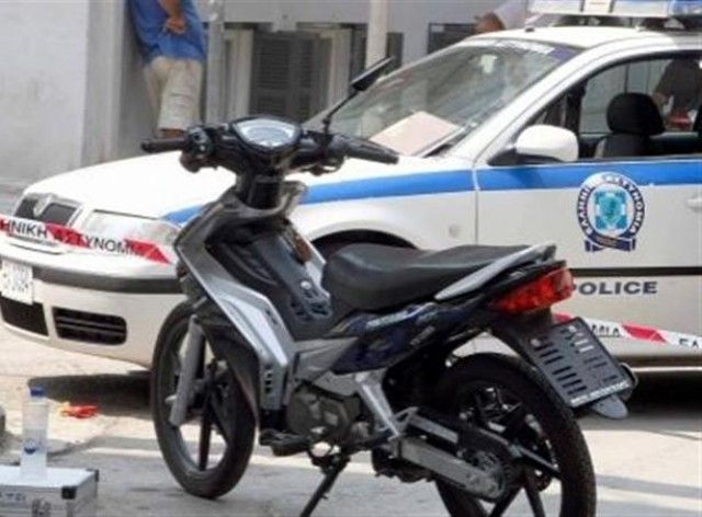 Τρεις ανήλικοι έκλεψαν μηχανή