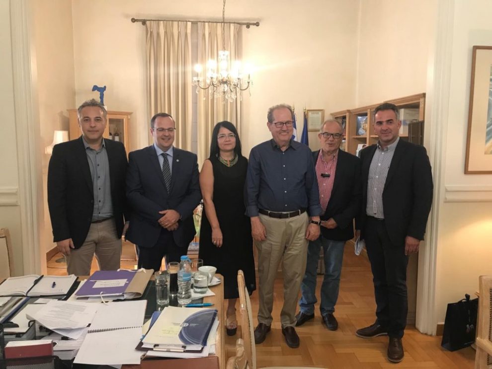 Περιφέρεια Πελοποννήσου: Συνέχιση και επέκταση  συνεργασίας με τα Επιμελητήρια