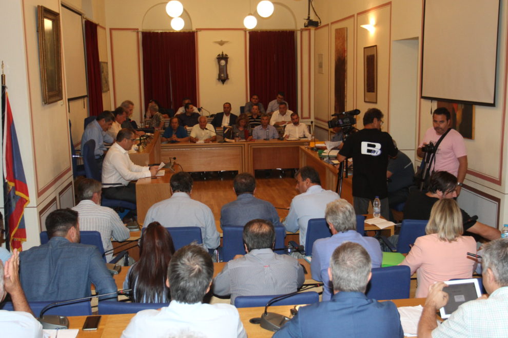 «Αμερικάνικο μπιλιάρδο» η νέα Δημοτική Αρχή Καλαμάτας