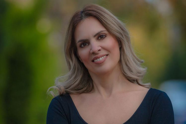 «Οι απαρατήρητοι» της συγγραφέως Αγγελικής Σπανού στην Καλαμάτα
