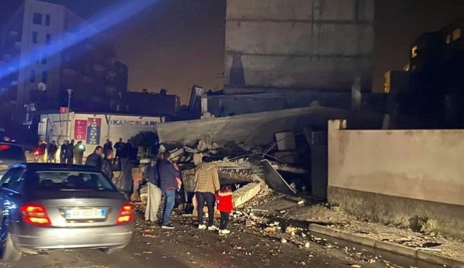 Σεισμός στην Αλβανία: 6,4 Ρίχτερ με τουλάχιστον τέσσερις νεκρούς και 150 τραυματίες