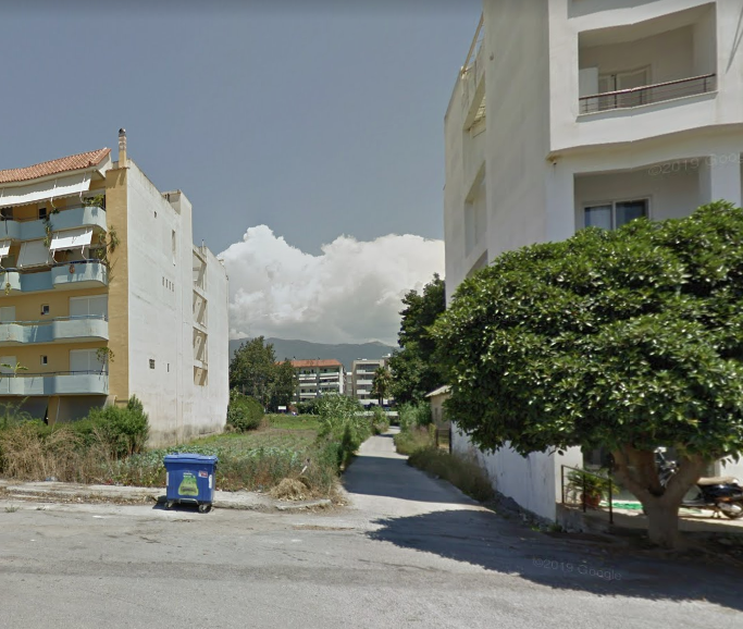 Επιτέθηκαν σε γυναίκα στην περιοχή της μαρίνας για να της αρπάξουν την τσάντα!