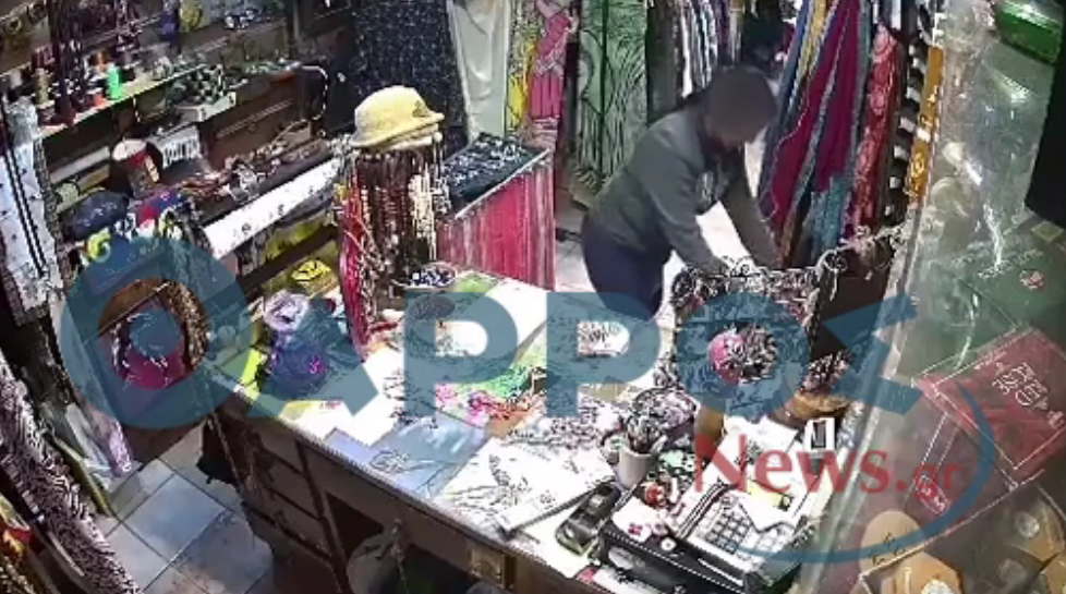 Θρασύτατη κλοπή σε κατάστημα στην Καλαμάτα (βίντεο)