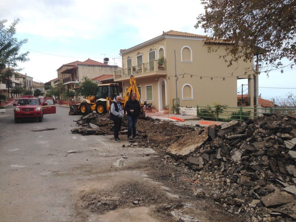 Ξεκίνησε το έργο ανάπλασης στην Άνω Πόλη Κυπαρισσίας