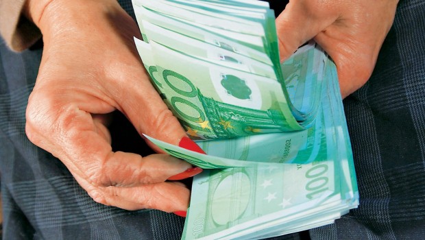Αναβλήθηκε για την Πέμπτη η δίκη της 61χρονης για τις απάτες