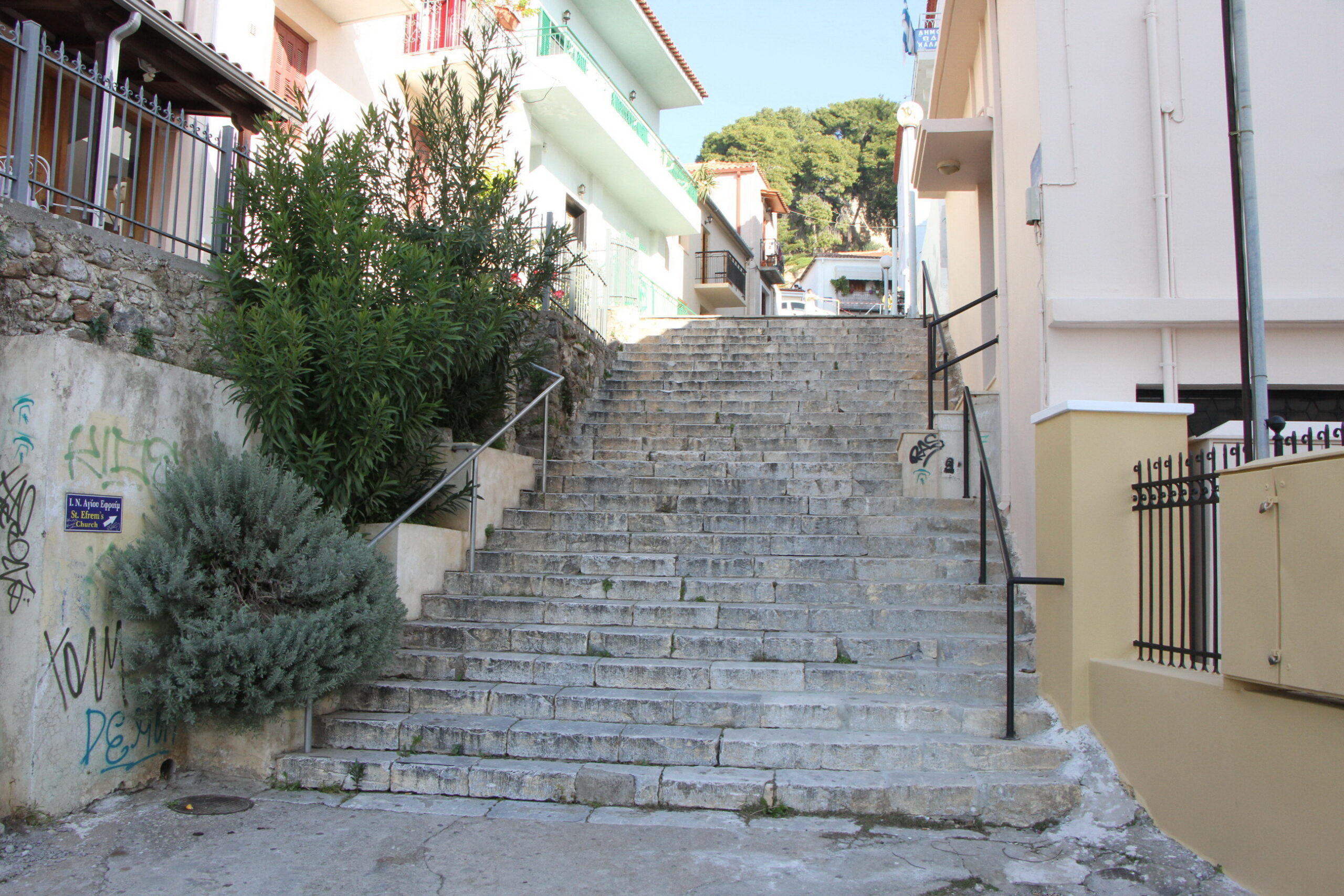 Σκόρπιες εικόνες της Καλαμάτας του χθες, μέσα στο σήμερα…