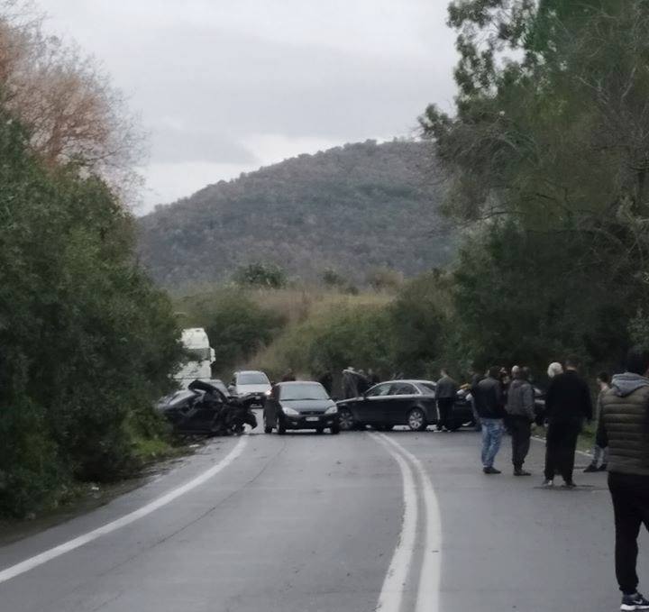 Σοβαρό τροχαίο ατύχημα στην Ε.Ο. Τσακώνα – Καλό Νερό (φωτογραφίες)