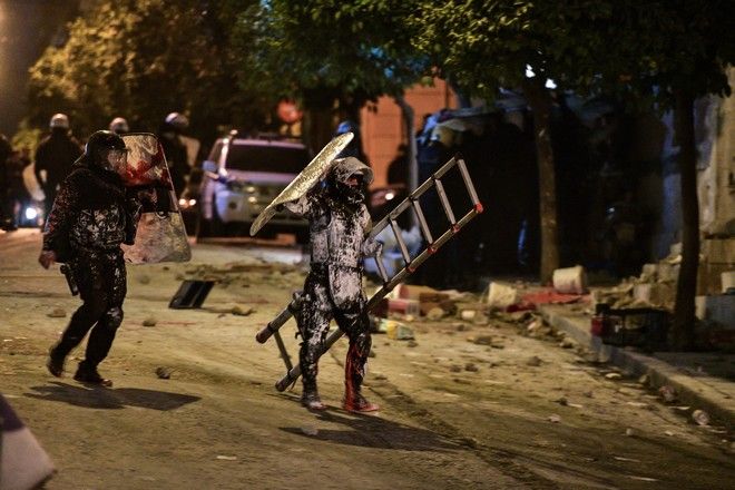 Βία ασκούν και τα αστόπαιδα που τα χαϊδεύει η Αριστερά