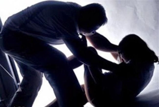 Συνελήφθη σε χωριό της Καλαμάτας 30χρονος, που εκκρεμούσε σε βάρος του ένταλμα για απόπειρα βιασμού