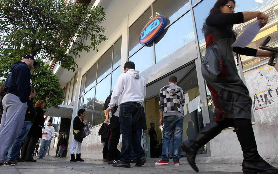 Στην τρίτη θέση της ανεργίας η Πελοπόννησος τον Απρίλιο με 20,3%