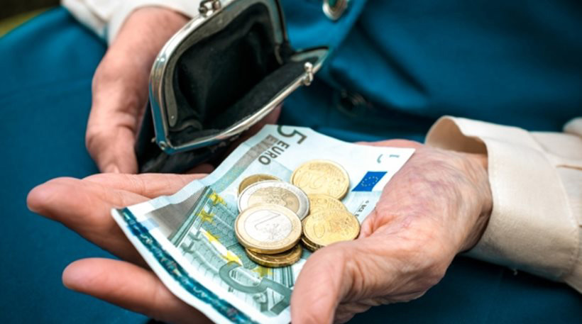 Δύο χρόνια στην… ουρά και δεν έχουν πάρει σύνταξη