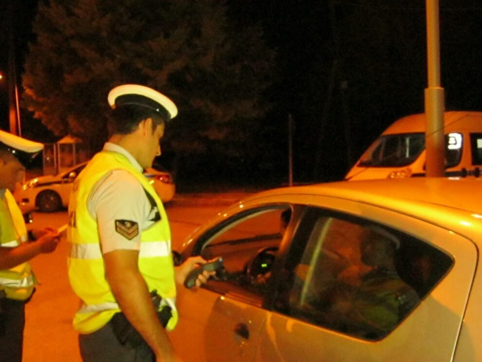 Μεθυσμένοι και με ανασφάλιστα αυτοκίνητα εντοπίσθηκαν οδηγοί στη Μεσσηνία την προηγούμενη εβδομάδα