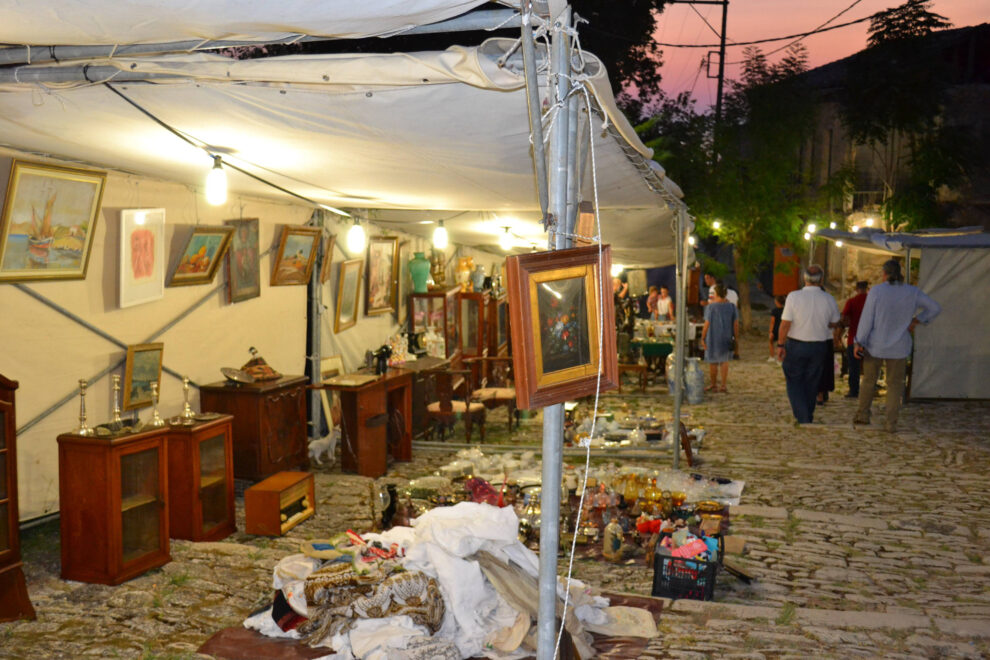 Κυπαρισσία: Μέχρι και την Κυριακή το Παζάρι Αντικών στο Μεγάλο Καλντερίμι!