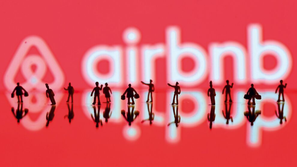 ΑΑΔΕ: Πρεμιέρα για την πλατφόρμα μισθώσεων Airbnb