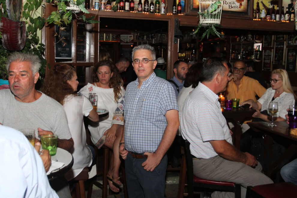 Με κόσμο η χθεσινή συνάντηση του Μ. Μάκαρη στο Ιστορικό Κέντρο