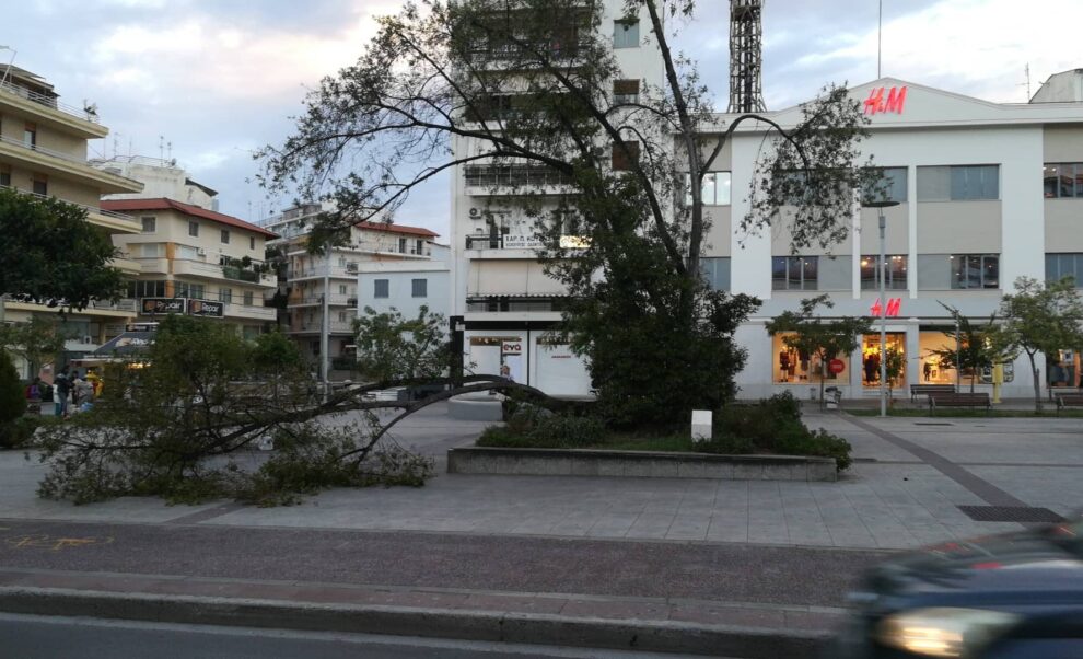Ο καιρός αύριο Πέμπτη στην Καλαμάτα- Προσοχή ισχυροί άνεμοι!