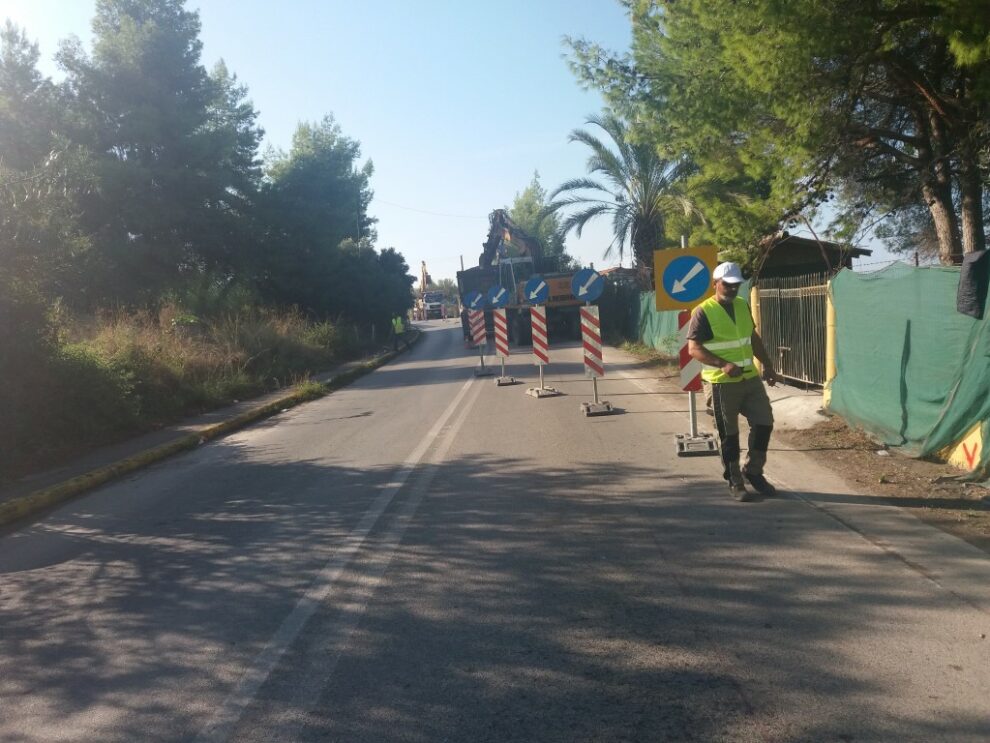 Εντατικές εργασίες για να μη λιμνάζουν νερά κοντά στο «Ακτή Ταΰγετος»