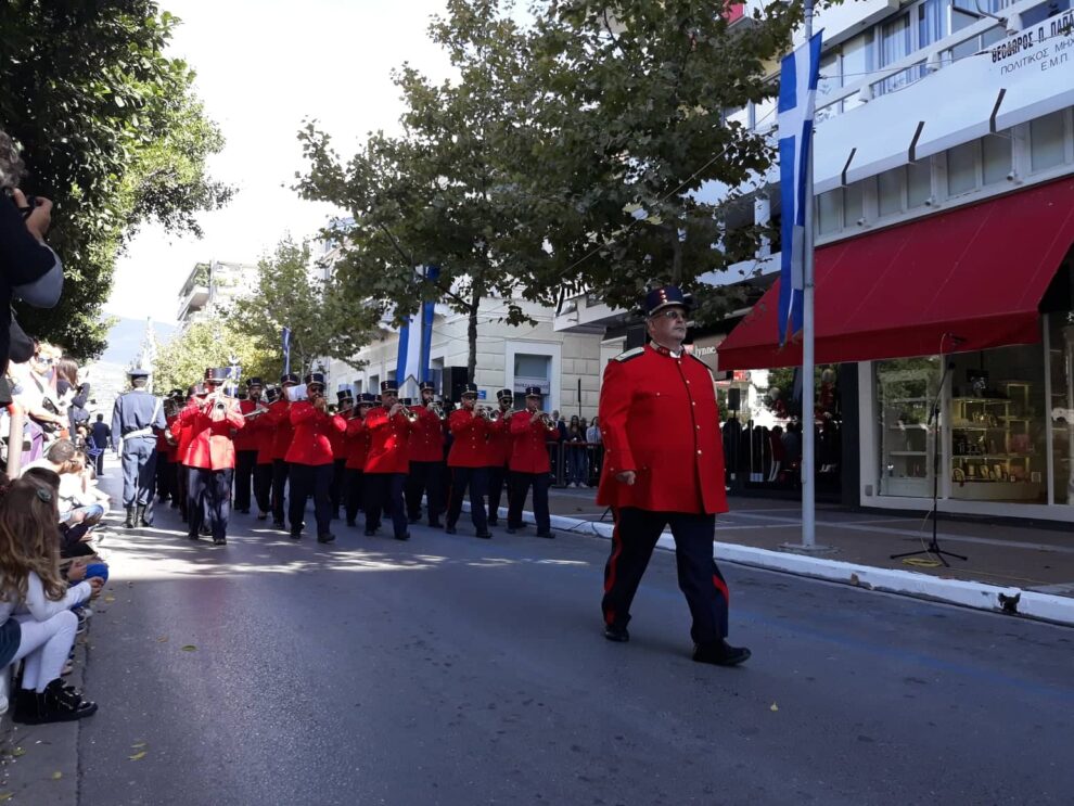 Η Δημοτική Φιλαρμονική της Καλαμάτας καταχειροκροτήθηκε με το «Μακεδονία ξακουστή» (βίντεο)