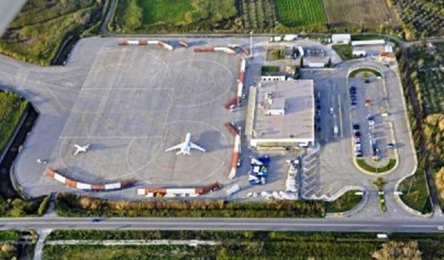 Η ιδιωτικοποίηση του αεροδρομίου Καλαμάτας είναι αντισυνταγματική