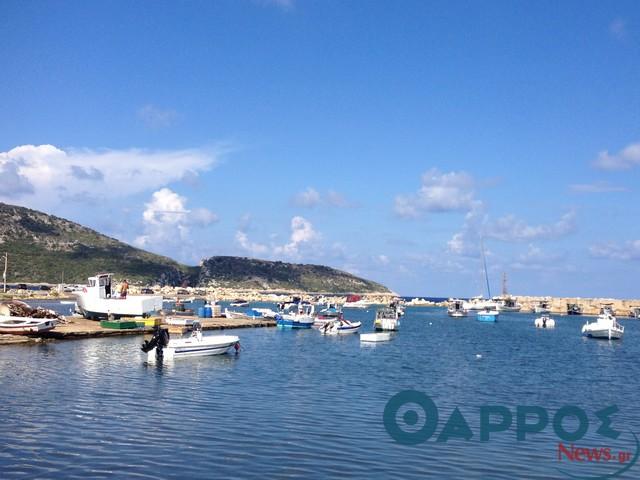 Αλιευτικό καταφύγιο Μαραθόπολης: «Μπερδεμένα» τα είπε ο Κατσίβελας για την πρόταση και την ΑΕΠΟ