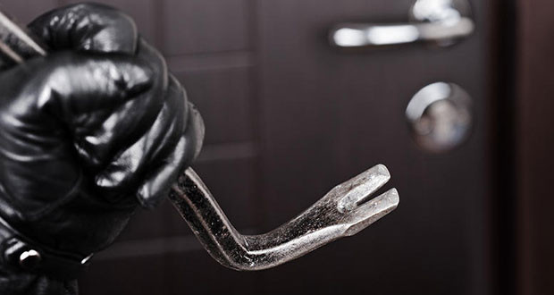 Δεν κρύβουμε εμείς τις κλοπές