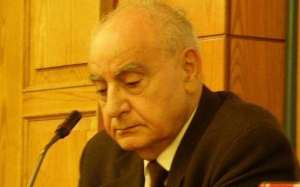 Εφυγε από τη ζωή ο καθηγητής Κλασικής Φιλολογίας Φάνης Κακριδής