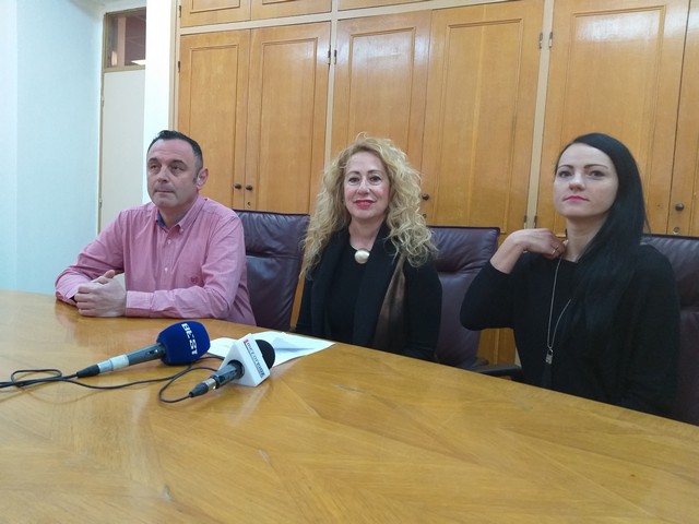 Κόβουν την πίτα τους και καλούν τον κόσμο να τους γνωρίσει οι κωφοί και βαρήκοοι της Μεσσηνίας