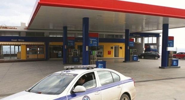 Κάθειρξη 15 ετών σε νεαρό αλλοδαπό για ληστεία σε πρατηριούχο στο Κορυφάσιο