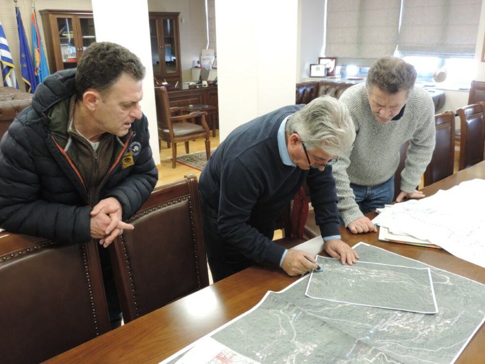 Σύσκεψη για τον Ταΰγετο με μέλη κλιμακίου του ΙΓΜΕ στο Δημαρχείο Καλαμάτας