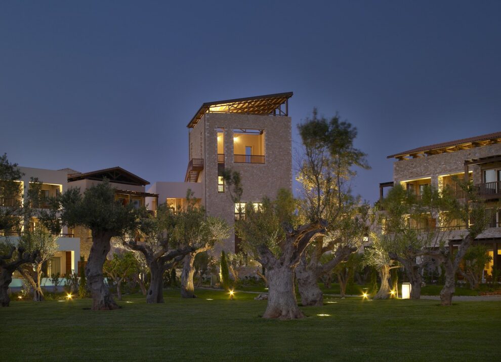 Costa Navarino: Αυλαία για τη νέα περίοδο από το Σάββατο