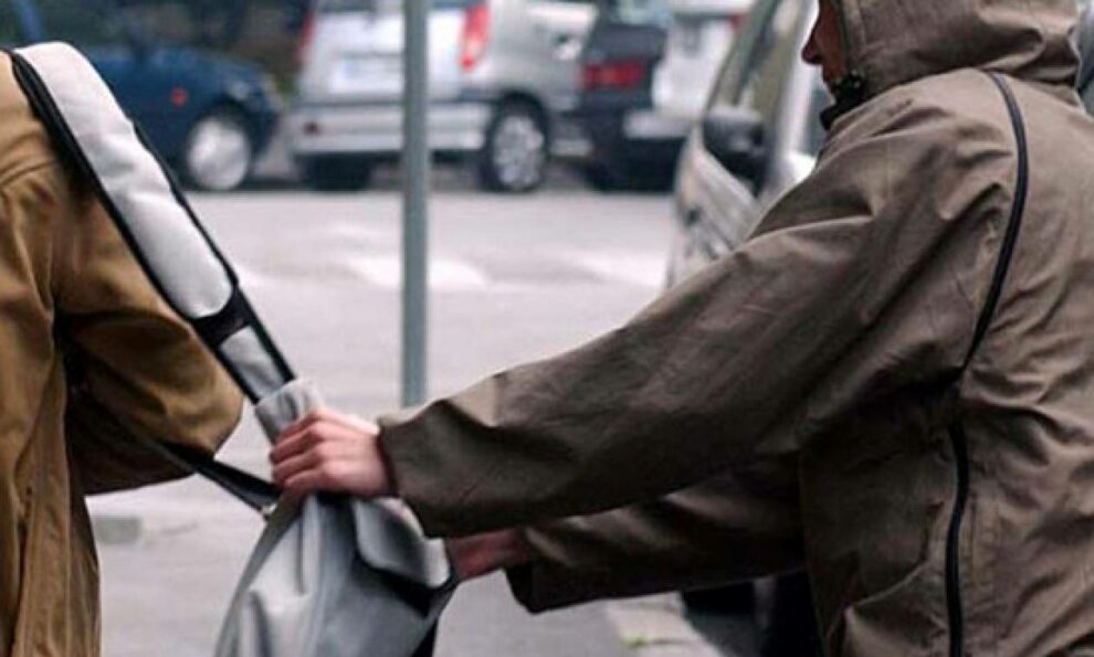 Κάθειρξη 6 ετών για αρπαγή τσάντας στην Καλαμάτα από σεσημασμένο