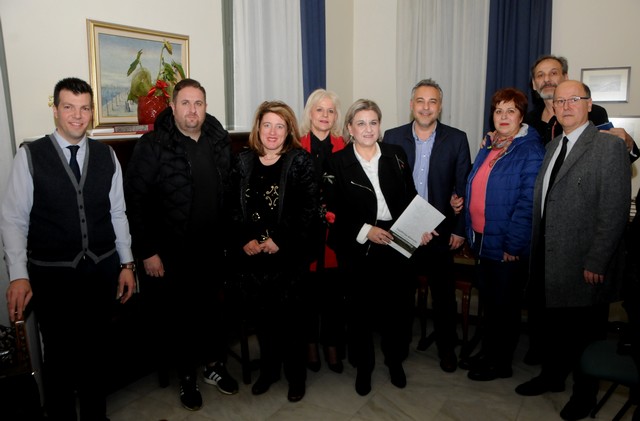 Δέσμευση συνεργασίας Αλειφέρη – Επιμελητηρίου σε θέματα επιχειρηματικότητας
