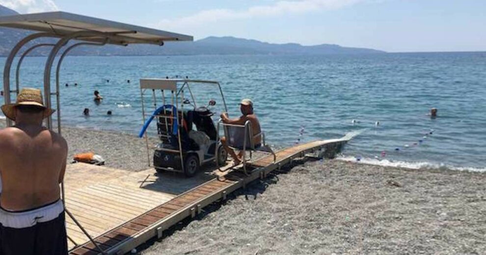 Τέσσερα σημεία για πρόσβαση  των αναπήρων στη θάλασσα στο Δήμο Καλαμάτας