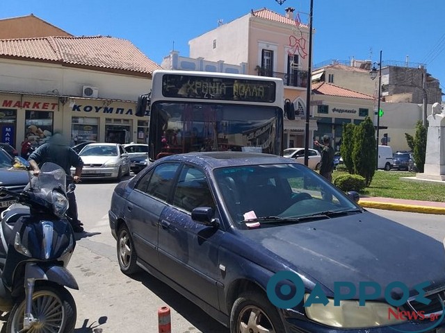 Κυκλοφοριακό «έμφραγμα» στο κέντρο της Καλαμάτας από παρκαρισμένο αυτοκίνητο