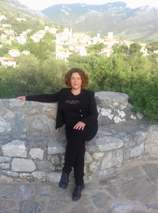 Ιουλία Πετροπουλέα -Πετριμέα: Πρέπει να μετατρέψουμε από μονοπάτι σε λεωφόρο τη γενέθλια γη μας