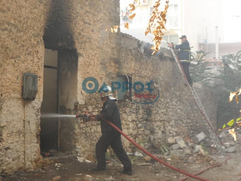Κάηκε ολοσχερώς χθες το απόγευμα το χάλασμα στη Σανταρόζα