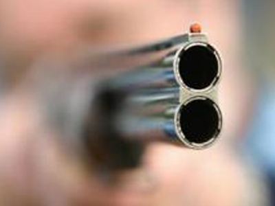 Πυροβολούσε χωρίς λόγο και κατέληξε στο κρατητήριο